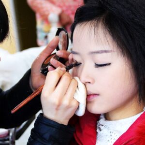 Make Up Artist